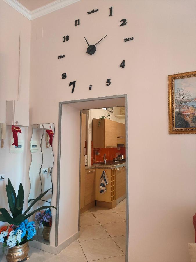 Madda'S Apartament Νάπολη Εξωτερικό φωτογραφία