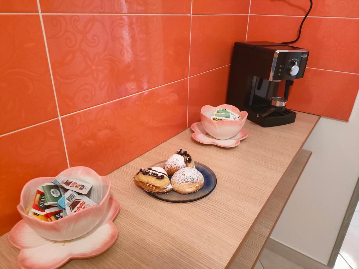 Madda'S Apartament Νάπολη Εξωτερικό φωτογραφία